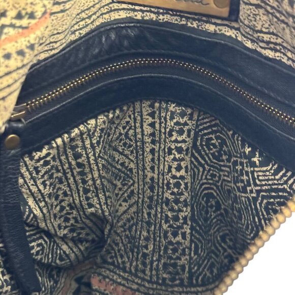 Black leather fringe crossbody handbag bag - Picture 7 of 10